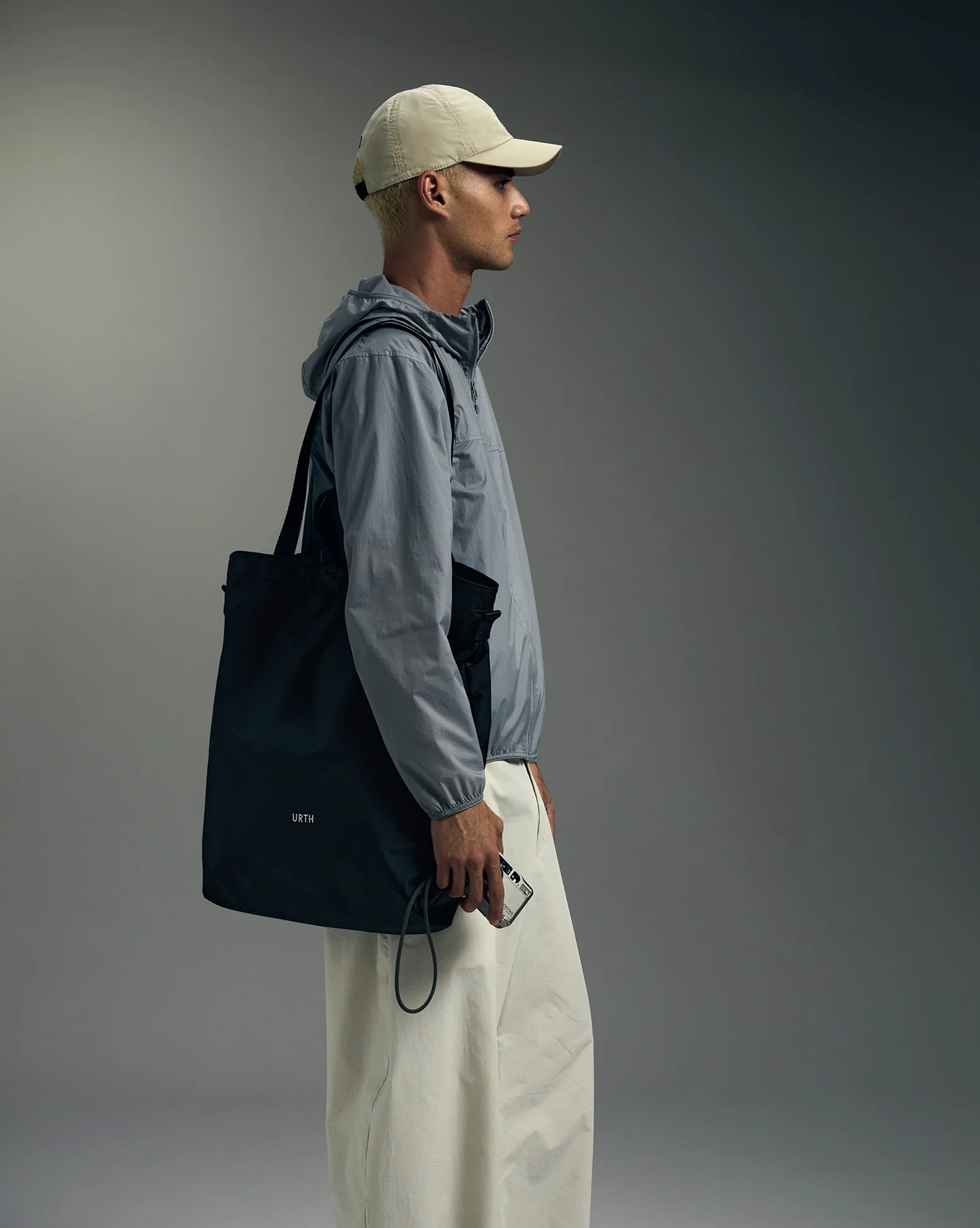 Aerolite Tote - Image 3